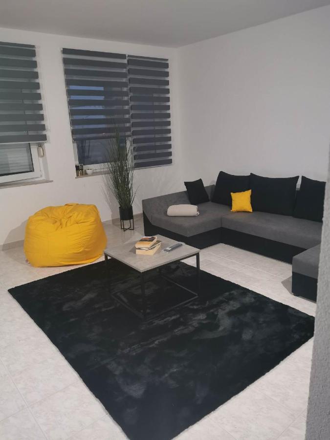 סנג' Guesthouse Nadia מראה חיצוני תמונה
