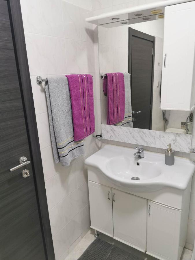 סנג' Guesthouse Nadia מראה חיצוני תמונה