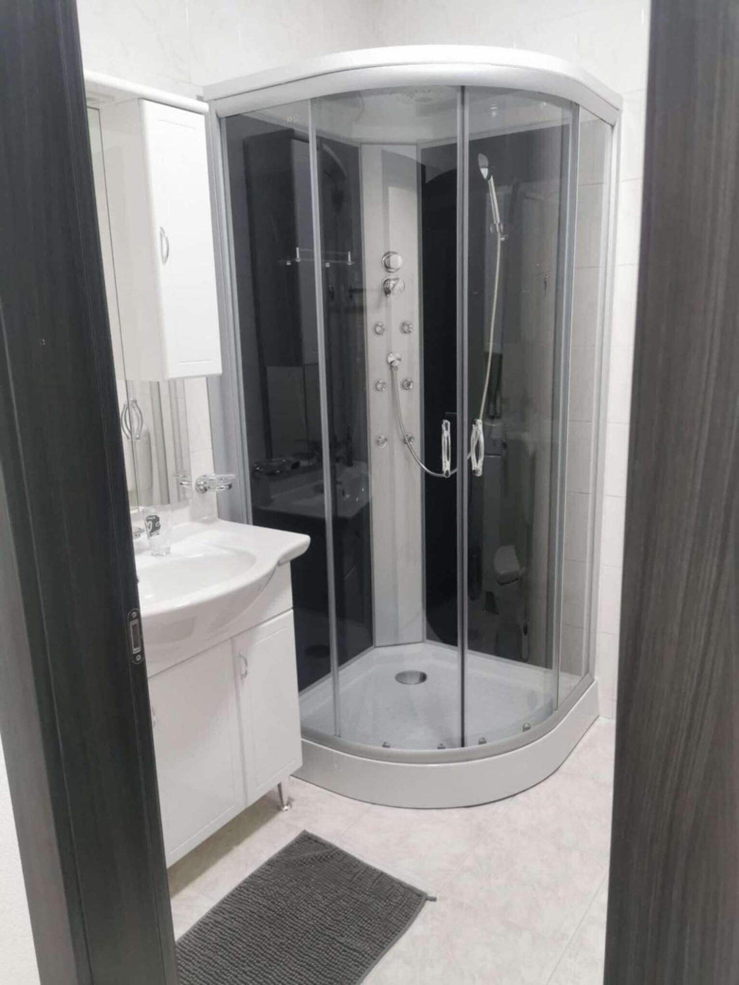 סנג' Guesthouse Nadia מראה חיצוני תמונה